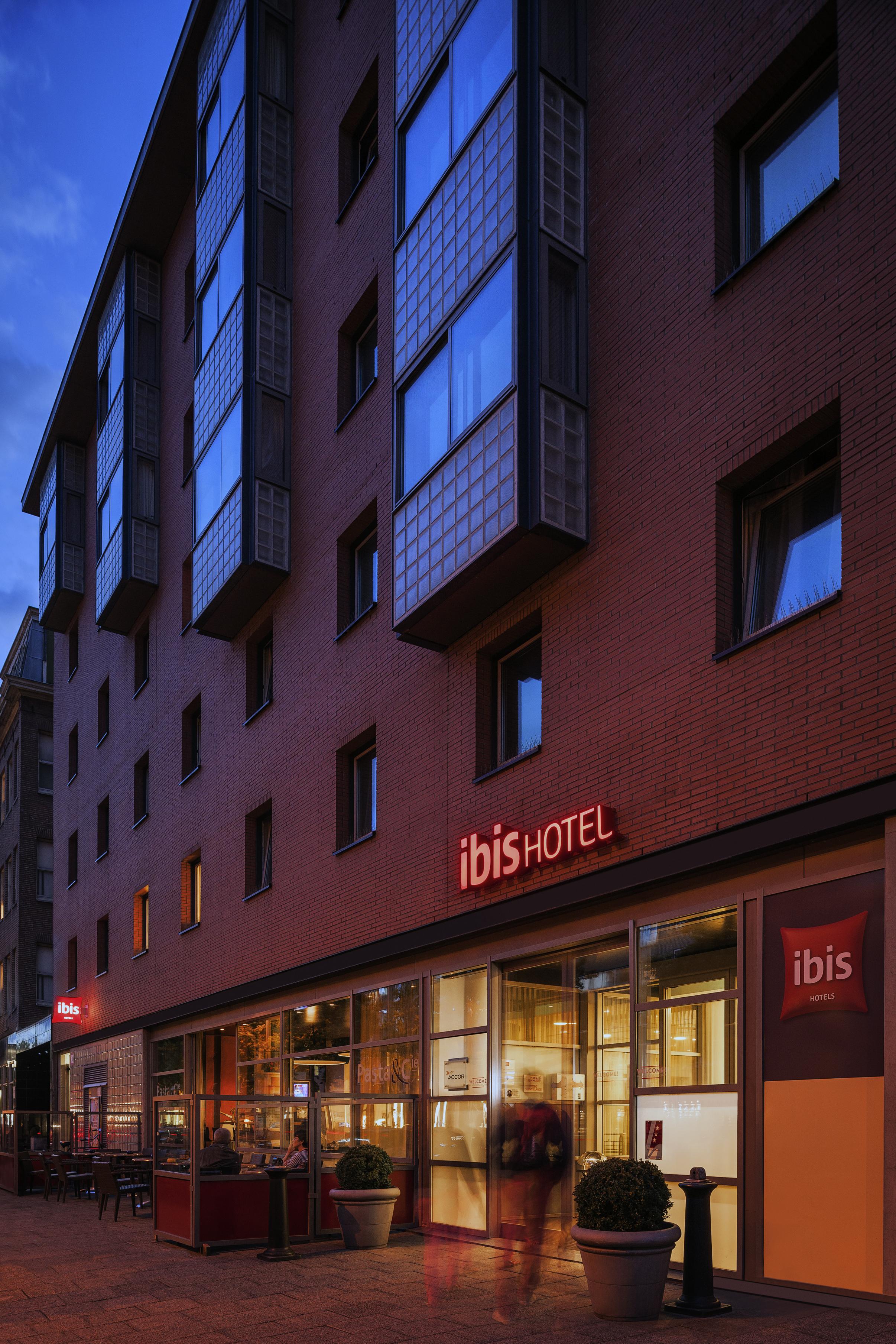 Ibis Amsterdam Centre Stopera Hotel Exterior photo